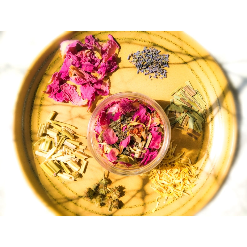 Yoni steam herbs ( herbes à vapeur)